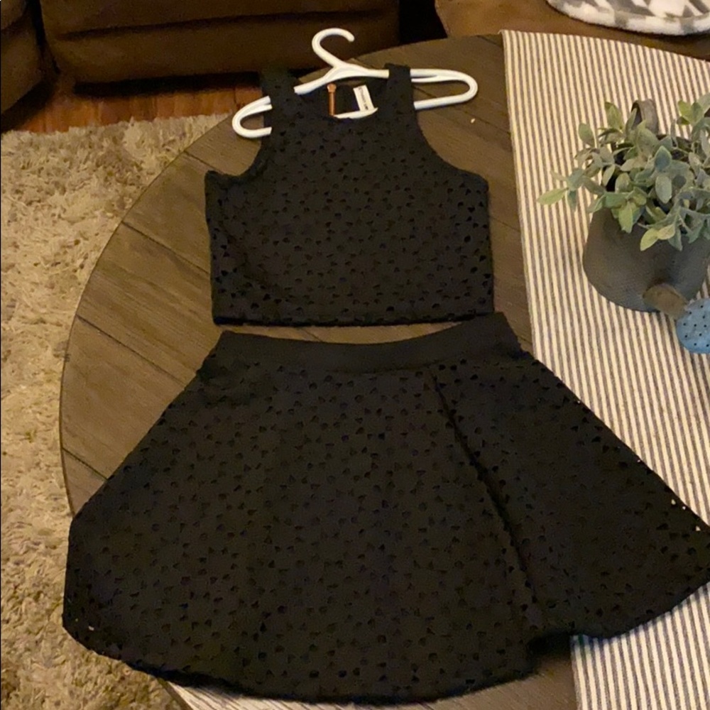 Bethany mota matching shirt and skirt